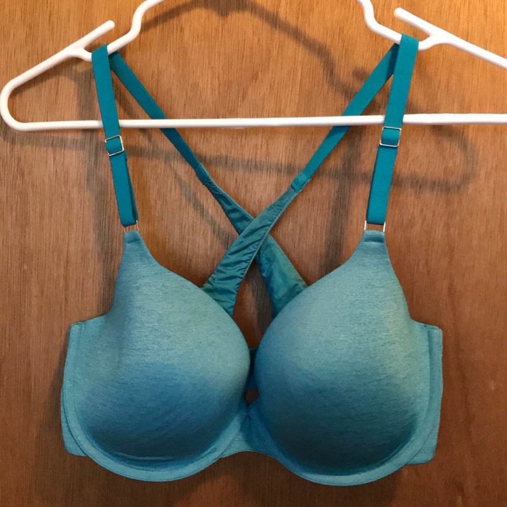 Adore Me Racerback T-Shirt Bra 36DD